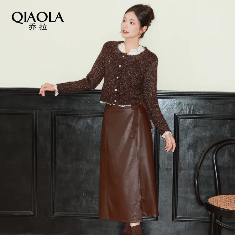 QIAOLA/乔拉【摩卡魅影】秋冬季彩点毛织蕾丝衫百搭A版时尚套装预售