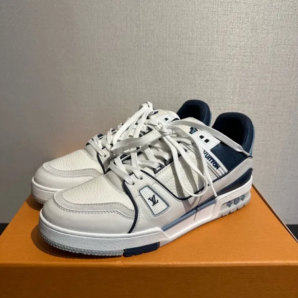 未使用 LouisVuitton/路易威登 25新款白蓝Trainer/43码