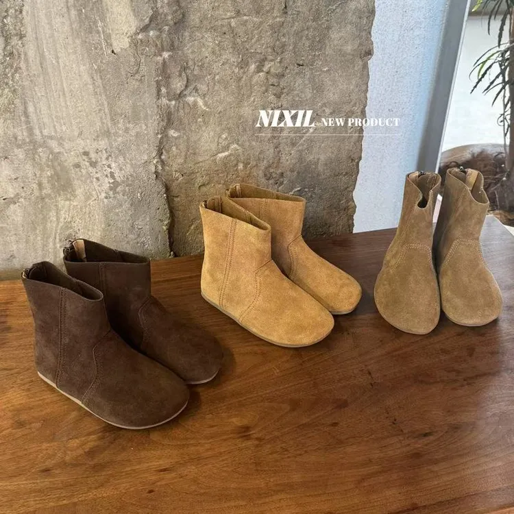 2025年秋季新款儿童靴子加绒时尚百搭英伦风女童短靴韩版女孩皮靴