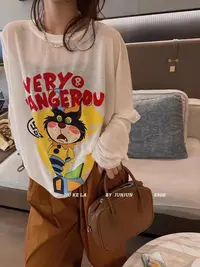 日系复古雪花棉白色长袖t恤女夏设计小众印花宽松chic港味上衣女