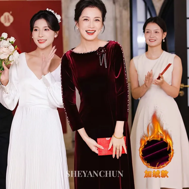 高端金丝绒礼服喜妈妈旗袍裙轻奢喜婆婆敬酒服大码婚宴喜服裙大码