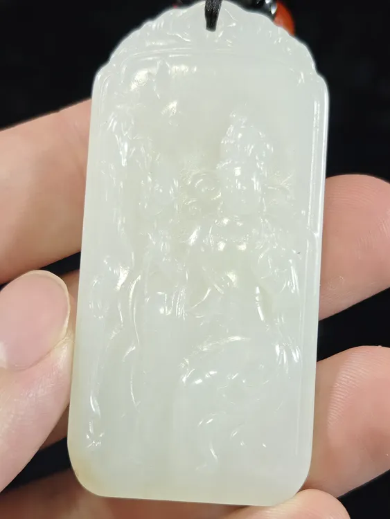 旧藏天然和田玉观音玉牌山水牌