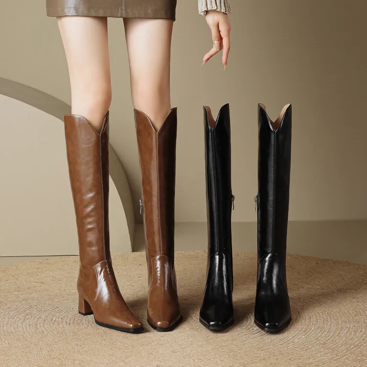 牛皮5cm复古中跟长靴显瘦时装靴秋冬季时尚粗跟V口显瘦高筒时装靴