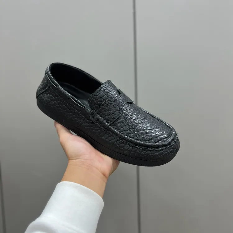 真皮一脚蹬潮流皮鞋时尚运动百搭软底软面舒适男士潮流纯色轻质秋
