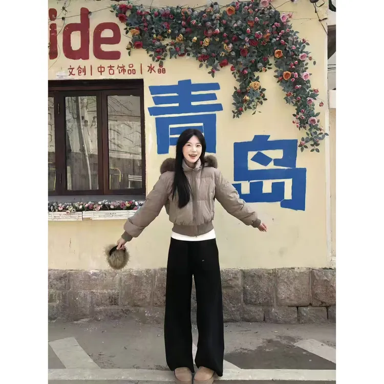 羽绒服女款爆款2025新款BZXO大毛领白鸭绒高级短款外套上衣冬季