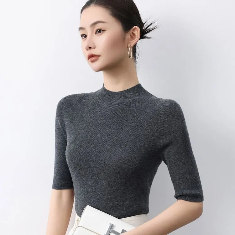 【喜物】半高领精纺羊毛短袖女夏季新款修身无缝细坑条中袖打底衫