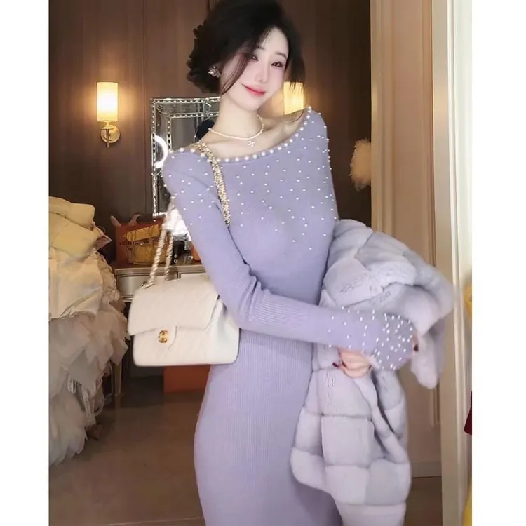 优雅气质千金风珍珠一字肩长袖毛衣裙秋冬新款修身针织连衣长裙女