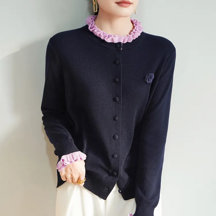 羊范2025春秋新款木耳领领口羊毛开衫女撞色玫瑰花外套设计感长袖