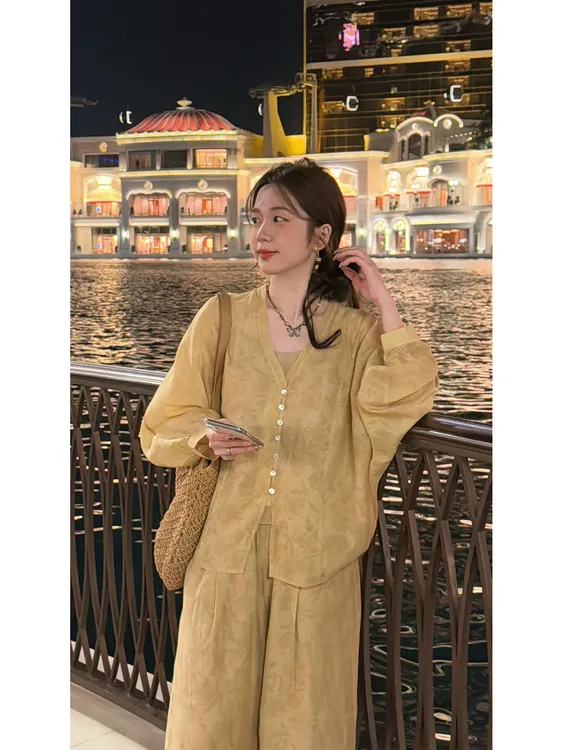 现货陳文文【国色芳华】新中式套装女衬衫吊带裤装国风三件套TZ3995