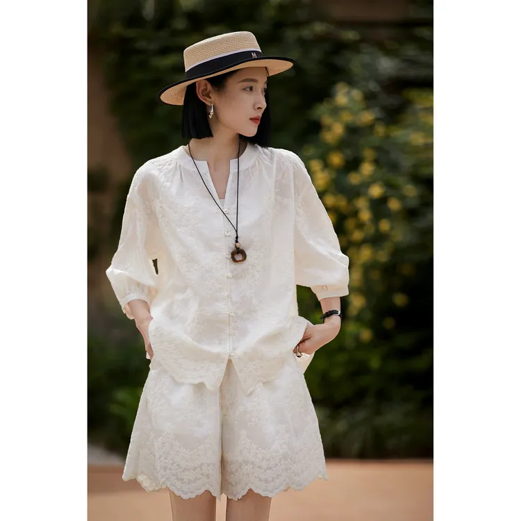 邂逅浪漫法式氛围感重工绣花轻薄上衣短裤套装夏季显瘦气质时尚