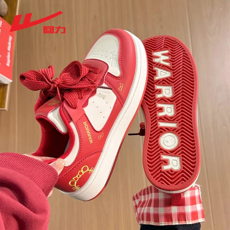 回力中国红刺绣KT猫板鞋女2026秋冬韩版百搭休闲鞋厚底学生小白鞋