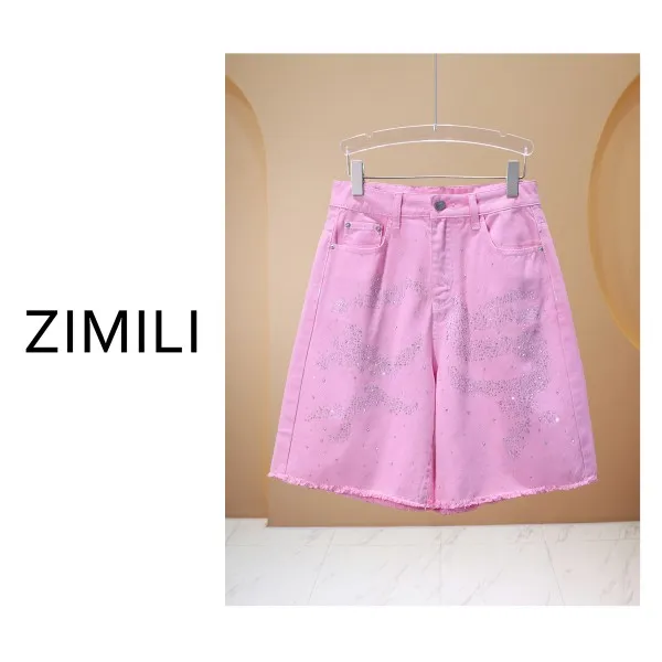 【亮哥女装】2025欧版设计师系列慕斯粉钉钻五分时尚牛仔短裤7891