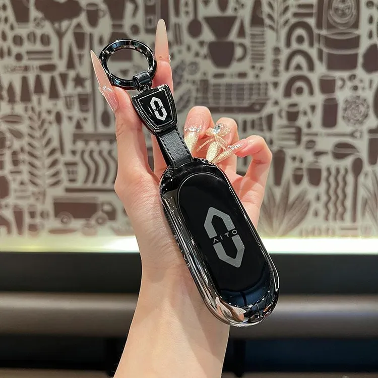 适用问界M9钥匙套2025款华为m8增程Ultra纯电MAX版包汽车金属壳扣