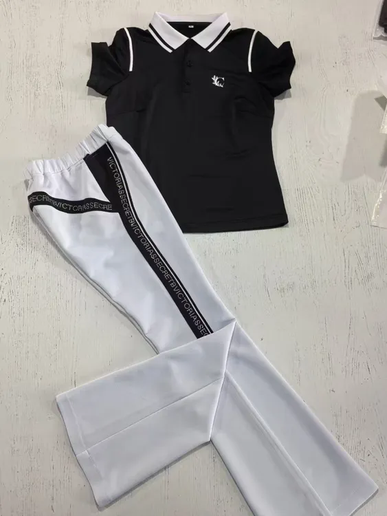 佳木斯健身操新款冰感南韩丝上衣裤子中厚休闲显瘦时尚简约套装