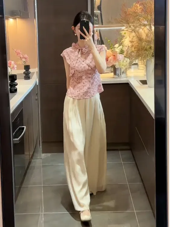 夏装一整套大方得体气质高级感粉色波点蝴蝶结衬衫杏色休闲裤套装