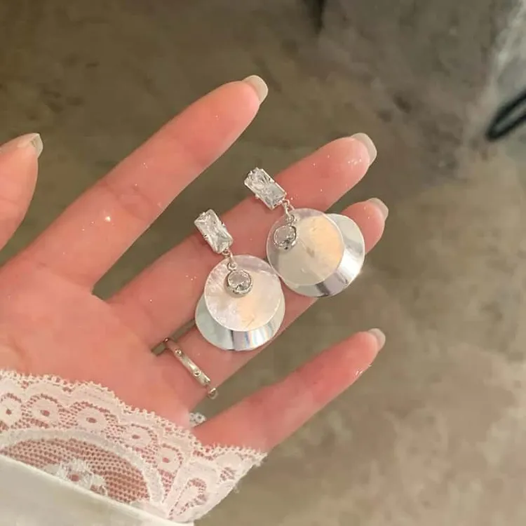 合金耳饰 法式圆片耳环女轻奢气质耳钉小众独特设计2025新款耳饰