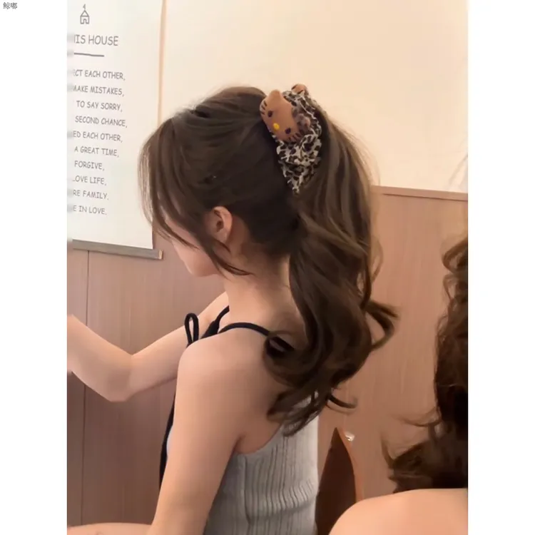 豹纹Kitty猫香蕉扭扭夹女高级感后脑勺发夹马尾竖夹发卡夹子头饰