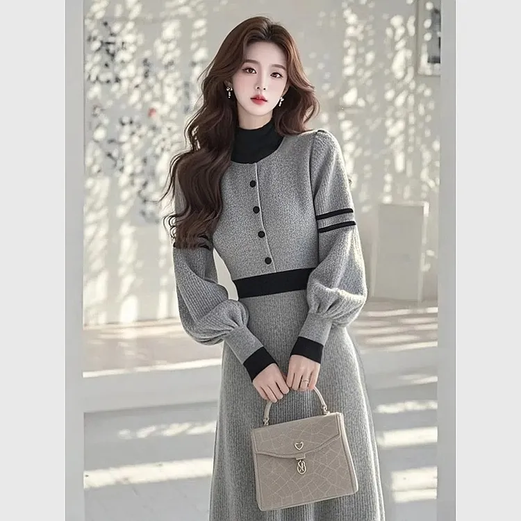 秋冬法式名媛高端女神范气质长裙小香风灰色圆领针织收腰连衣裙女