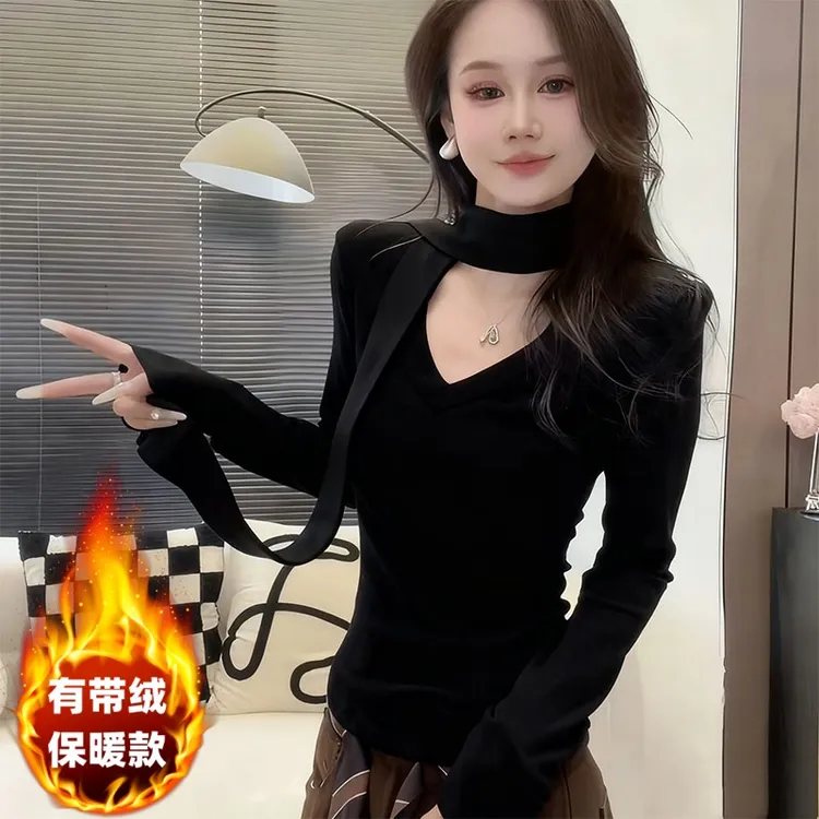 高级感挂脖纯欲风V领长袖上衣女秋冬新款修身性感打底衫内搭保暖