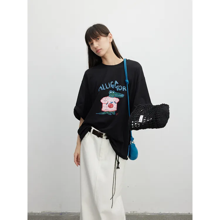 JCCC影子【苹果馅鳄鱼】黑色卡通图案印花短袖T恤JE5BBX28