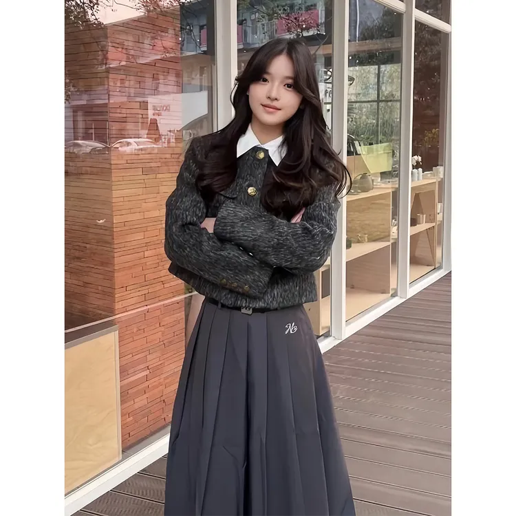 杂灰色小香风毛呢外套女2025春秋新款设计感短款气质名媛韩系上衣