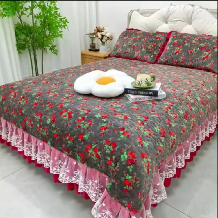 《2025蕾丝床盖Y》冬季夹棉加厚宝宝 绒花边床盖加厚防滑绗缝可机洗