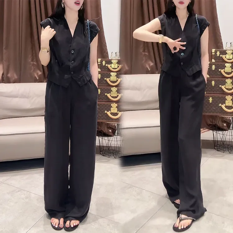 2025年夏季新款韩版时尚设计感纯色套装女小众洋气高级感两件套潮