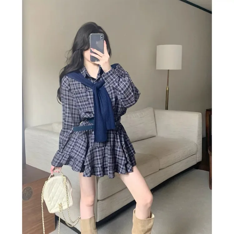 韩系复古气质披肩格子衬衫连衣裙女秋季新款高级感收腰显瘦裙子