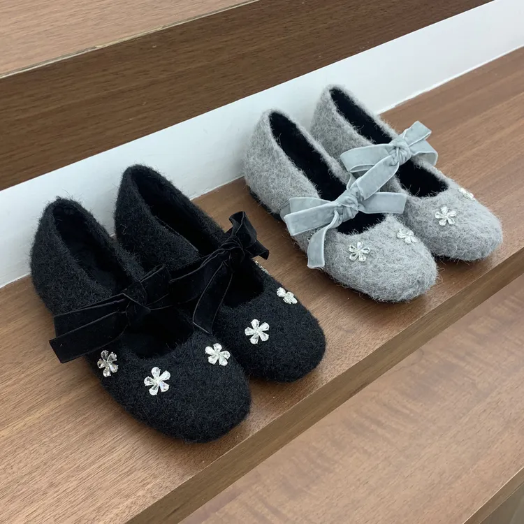 水钻灰色加绒毛毛鞋子女冬2025年新款法式仙女厚绒买鞋内增高棉鞋