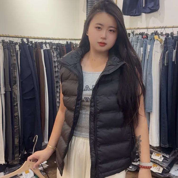 休闲轻薄韩版常规款短款马甲女士