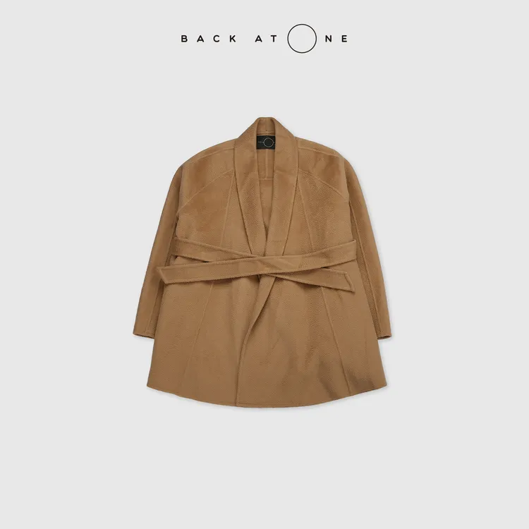 BACKATONE“琥珀光晕”时尚浴袍款双面呢腰带款大衣 BFF-1BC178E-K 