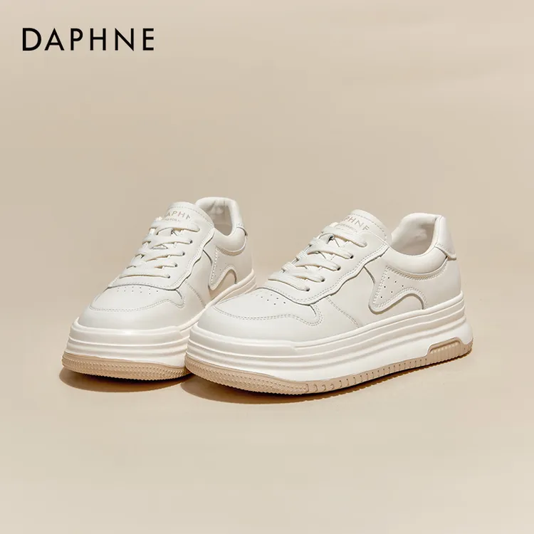 达芙妮厚底百搭小白鞋女2026年秋冬季新款潮流板鞋休闲加绒运动鞋