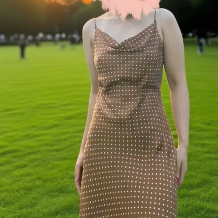 夏季新款斜裁千鸟格印花荡领吊带连衣裙性感时尚