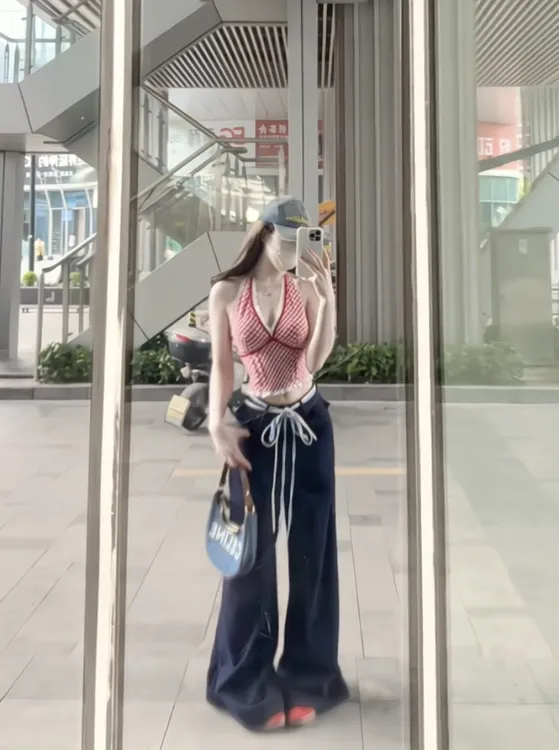 2025流行时尚潮牌衣服网红炸街小众上衣百搭修身显瘦阔腿裤洋气女