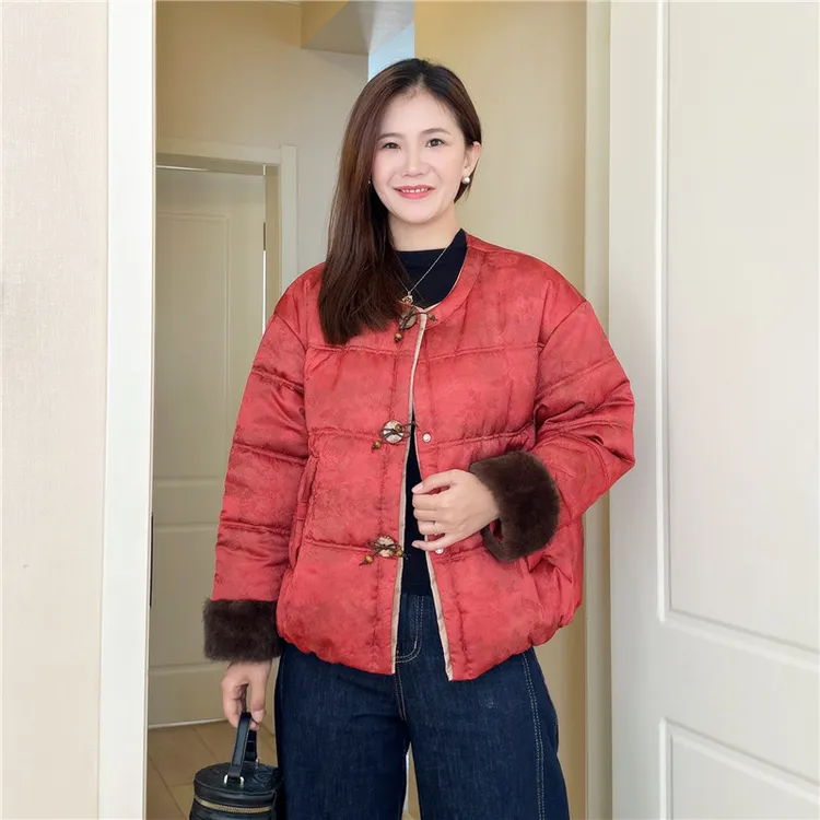 红色新中式国风棉服女冬季2025新款高级感气质超好看拜年服小棉袄