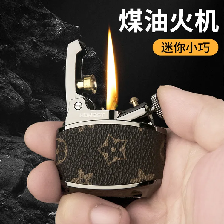 新款龙鲟复古煤油打火机男士礼品老式复古弹压弹射打火机百搭时尚
