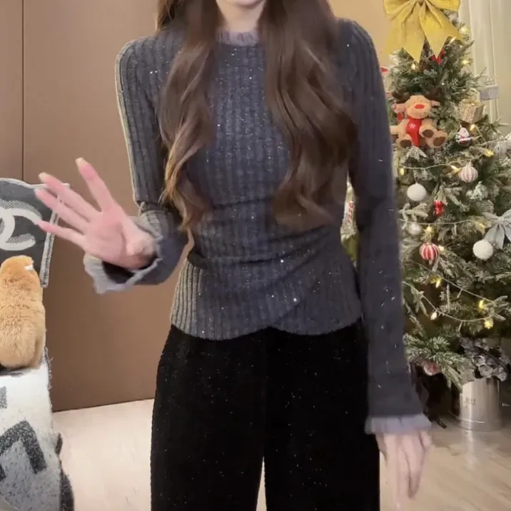 蕾丝拼接花边设计感撒银长袖打底衫女2025秋冬新款收腰显瘦女上衣