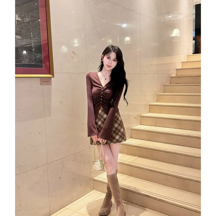 YUANLIANSU/圆脸酥【碎落星沉】微喇长袖上衣+格纹半身裙两件套女秋