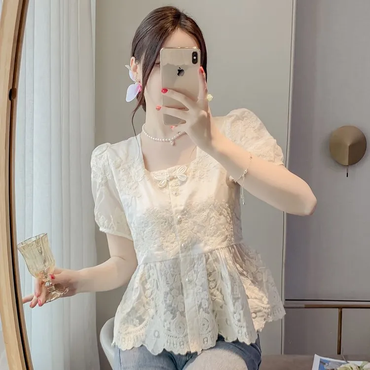 新款国风方领显瘦新中式盘扣甜美娃娃装钩花上衣2025夏季重工刺绣