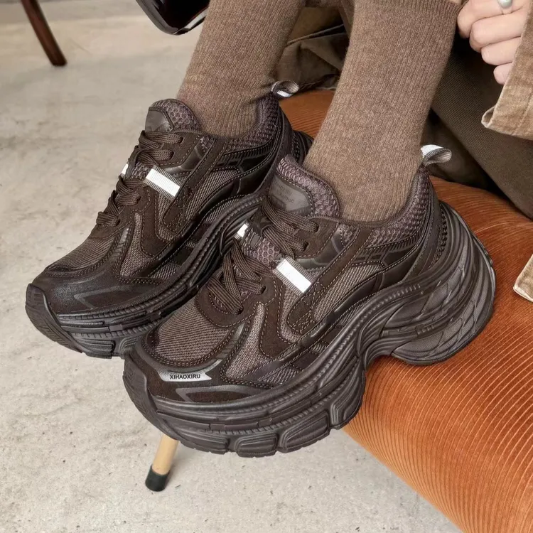 巴黎真皮老爹鞋女2025年秋新款厚底松糕小个子做旧擦色爆款运动鞋