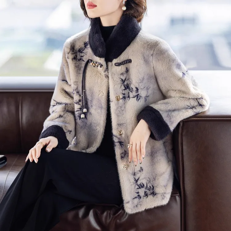 中老年妈妈冬装洋气中国风外套秋冬新款水貂大衣时尚加厚貂绒衣服