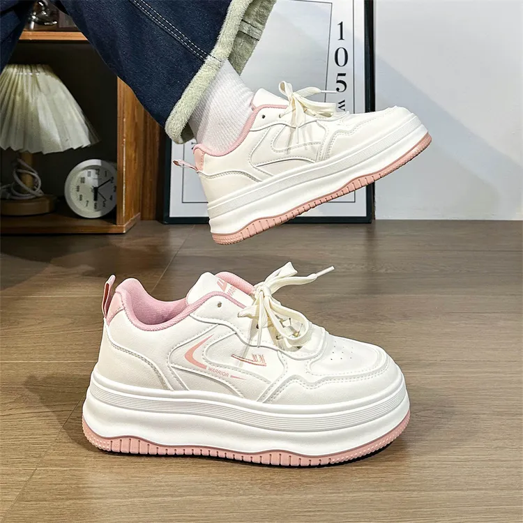 Warrior/回力加绒加厚保暖板鞋女新款厚底百搭户外防寒增高小白鞋