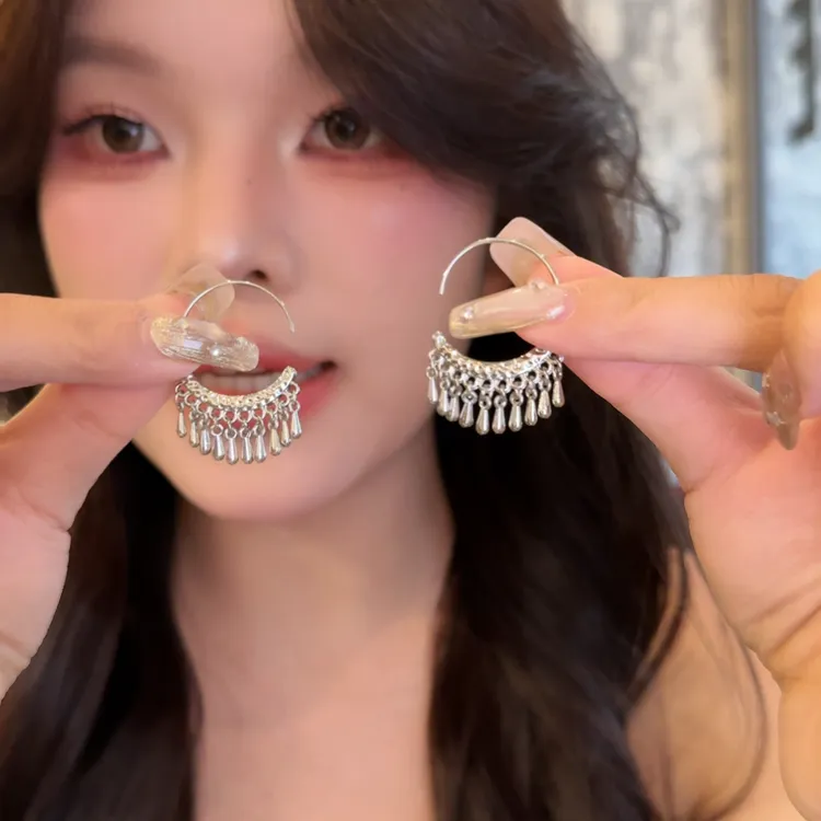 铜合金耳饰 冷淡风水滴流苏耳环女款小众独特耳饰高级感气质耳坠