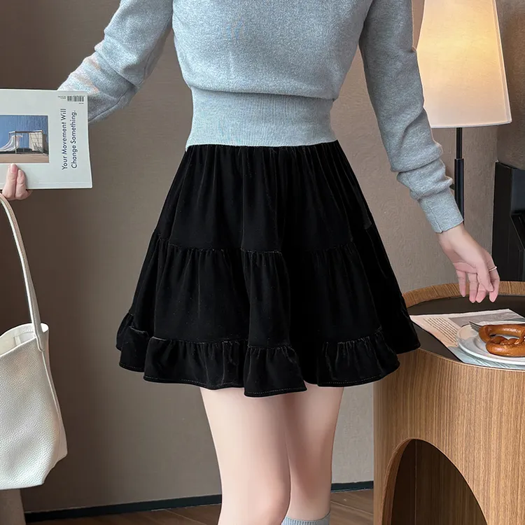 2025秋冬芭蕾风金丝绒甜美蛋糕半身裙高腰松紧腰A字木耳边蓬蓬裙