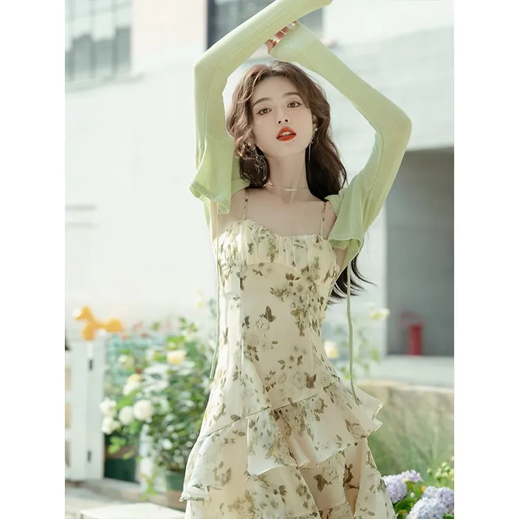 【两件套】有里布绿色碎花吊带裙夏2025新款森系高级感裙子D1568