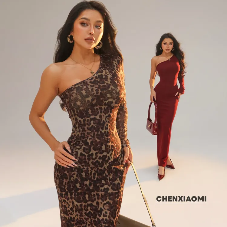 【蜜蜜家】新野之风 欧美辣妹性感抓绒斜肩单边连衣裙长裙 25/Y809