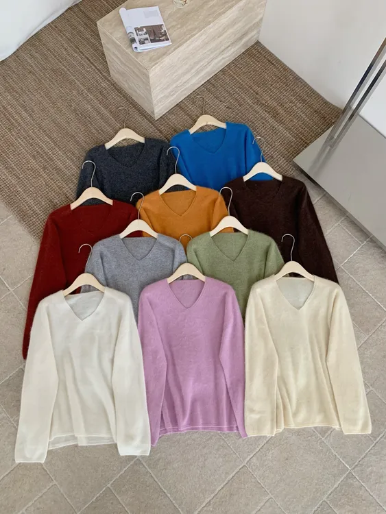 【玥玥家】只能干洗-无缝一体-羊绒+羊毛-时尚拉毛-V领长袖针织衫