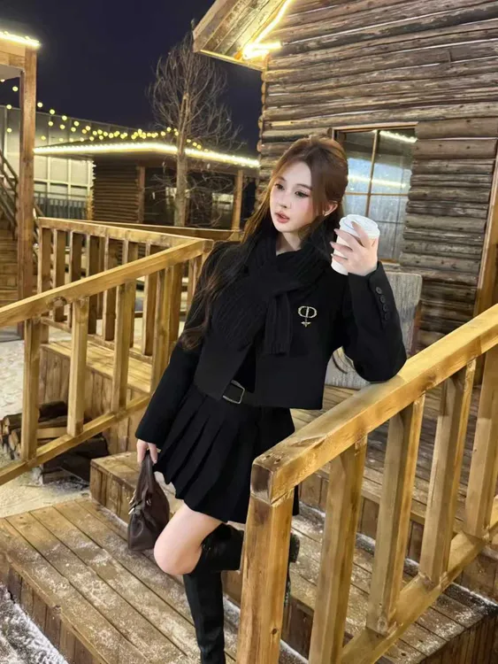 法式设计感小香风套装裙冬季夹棉毛呢西装外套百褶短裙围