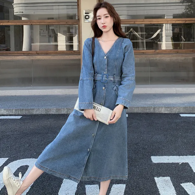 轻熟风覆古绝美性感巨好看连衣裙女秋季2025年新款收腰显瘦牛仔裙