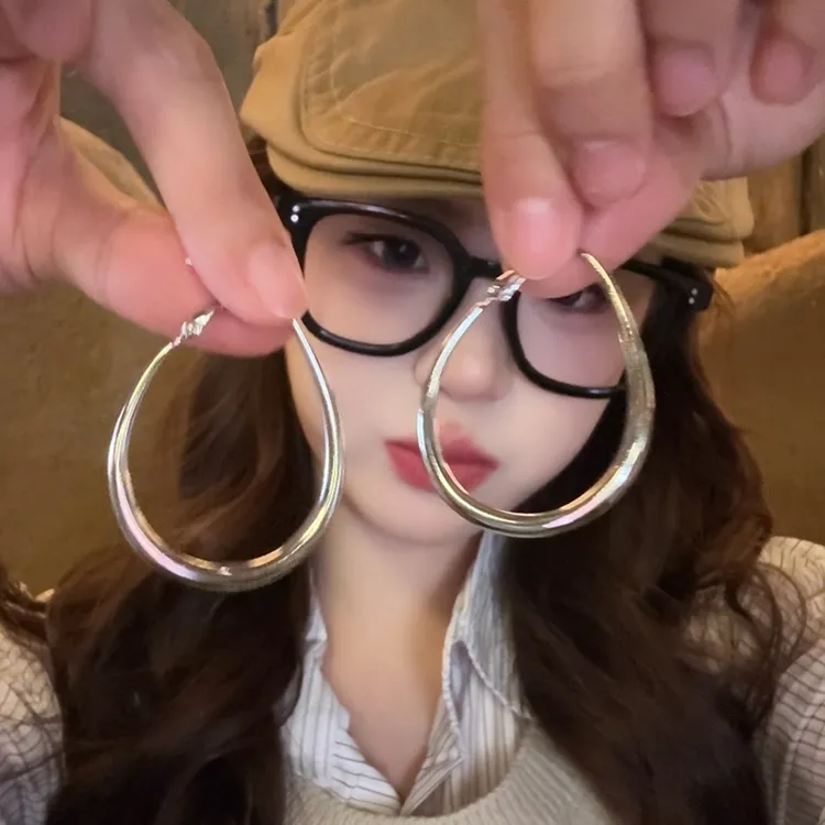 银色素圈耳圈女新款简约爆款圆脸耳环轻奢气质高级感圈圈耳饰7848